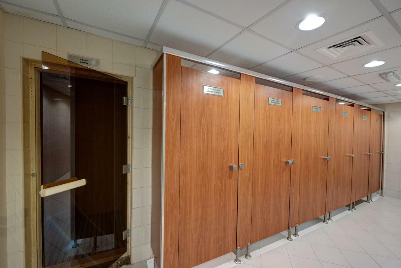 Center Hotel שארג'ה מראה חיצוני תמונה