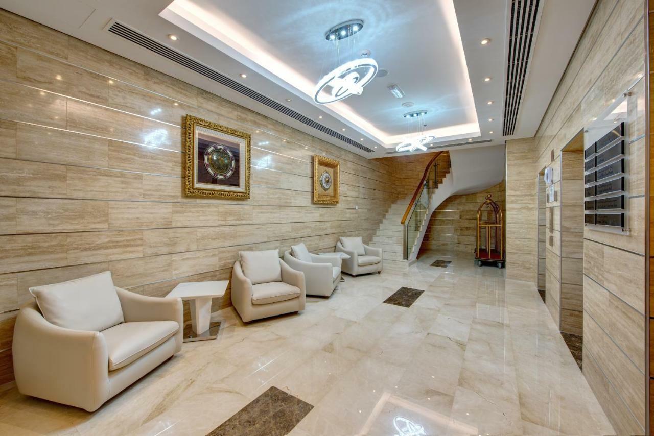 Center Hotel שארג'ה מראה חיצוני תמונה